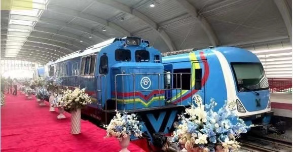 热烈祝贺尼日利亚拉各斯轻轨蓝线项目一期开通运营